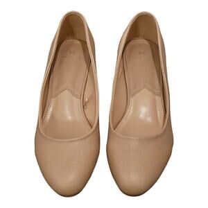 HALSTON PARIS Beige Pebbled‎ Leather Block Heel PUMPS Heels Size 10